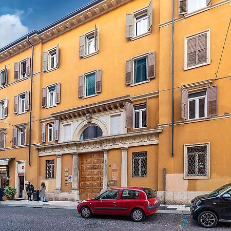 Italianflat - Arena By Side, Old Town Apartment เวโรนา ภายนอก รูปภาพ