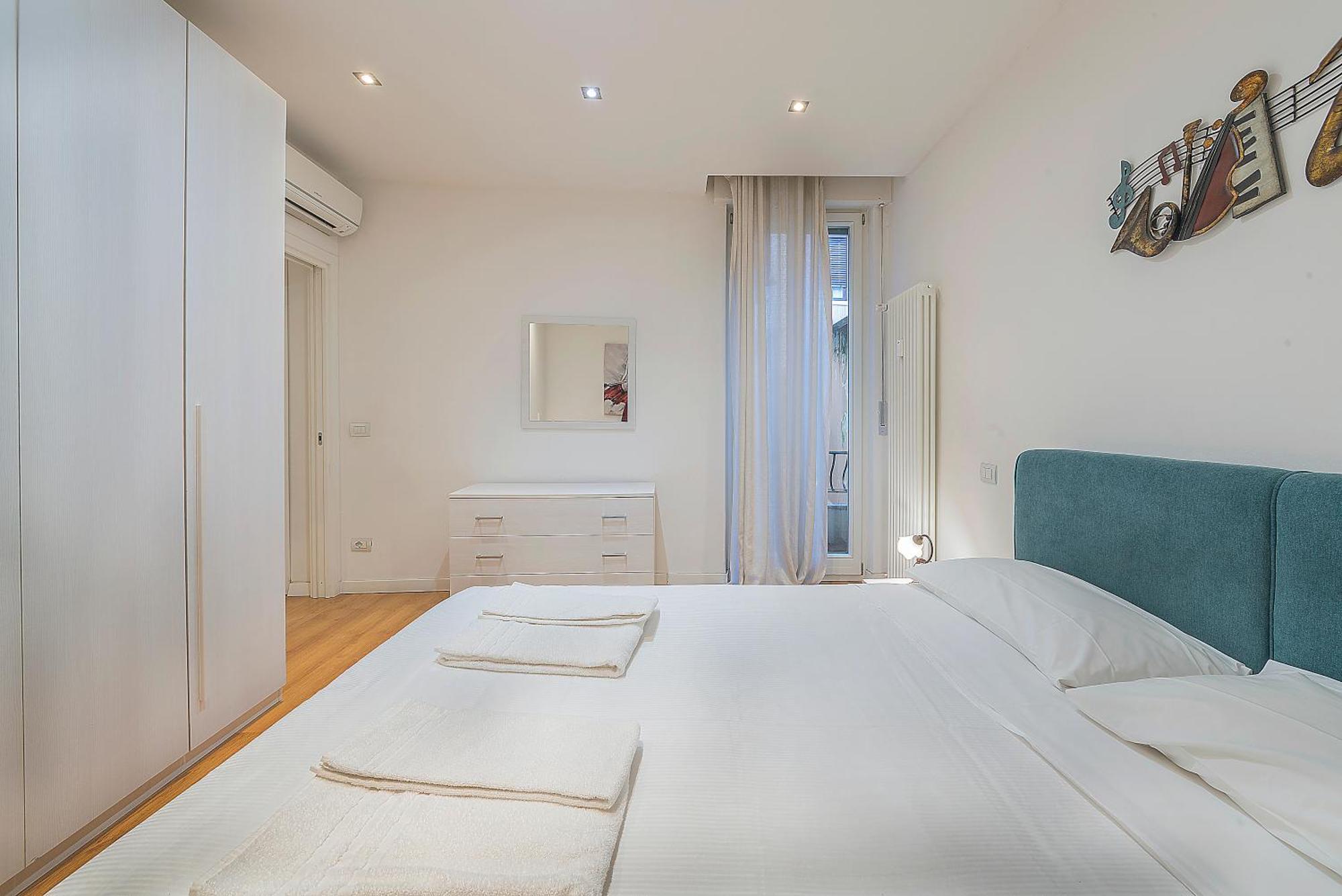 Italianflat - Arena By Side, Old Town Apartment เวโรนา ภายนอก รูปภาพ